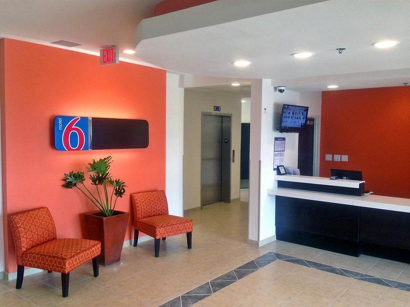 Motel 6-Laredo, Tx - North I-35 Exterior photo