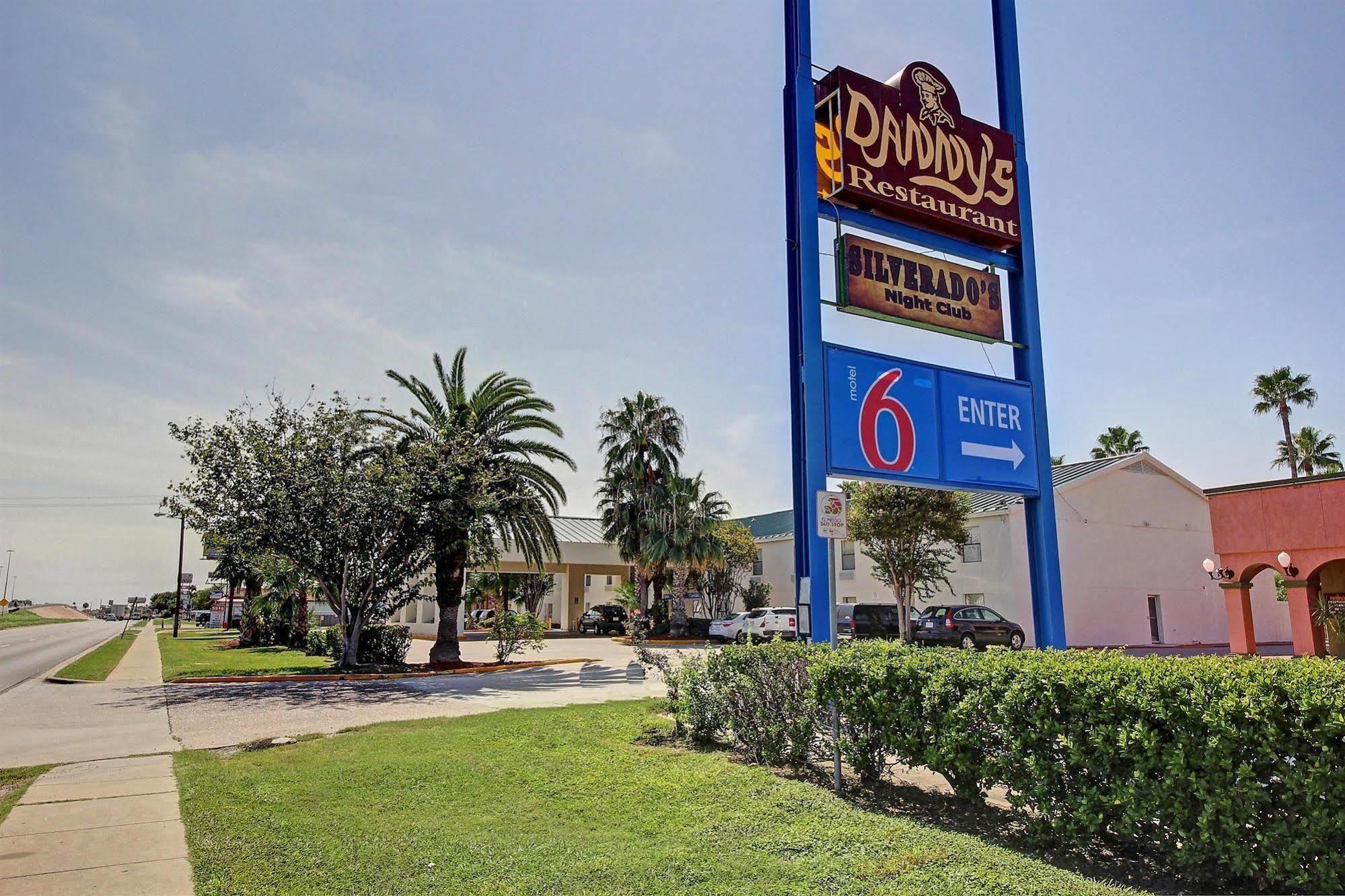 Motel 6-Laredo, Tx - North I-35 Exterior photo