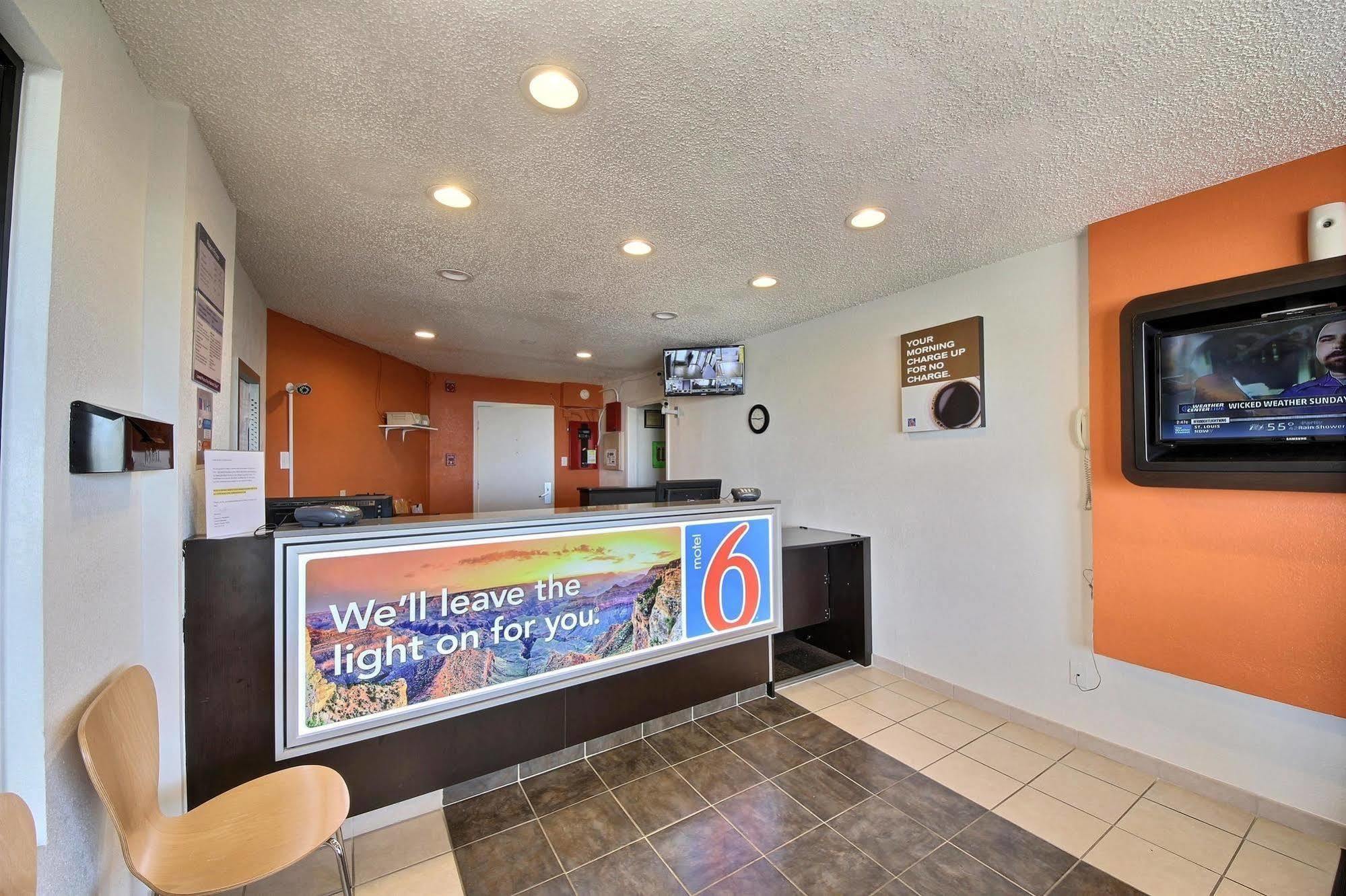 Motel 6-Laredo, Tx - North I-35 Exterior photo