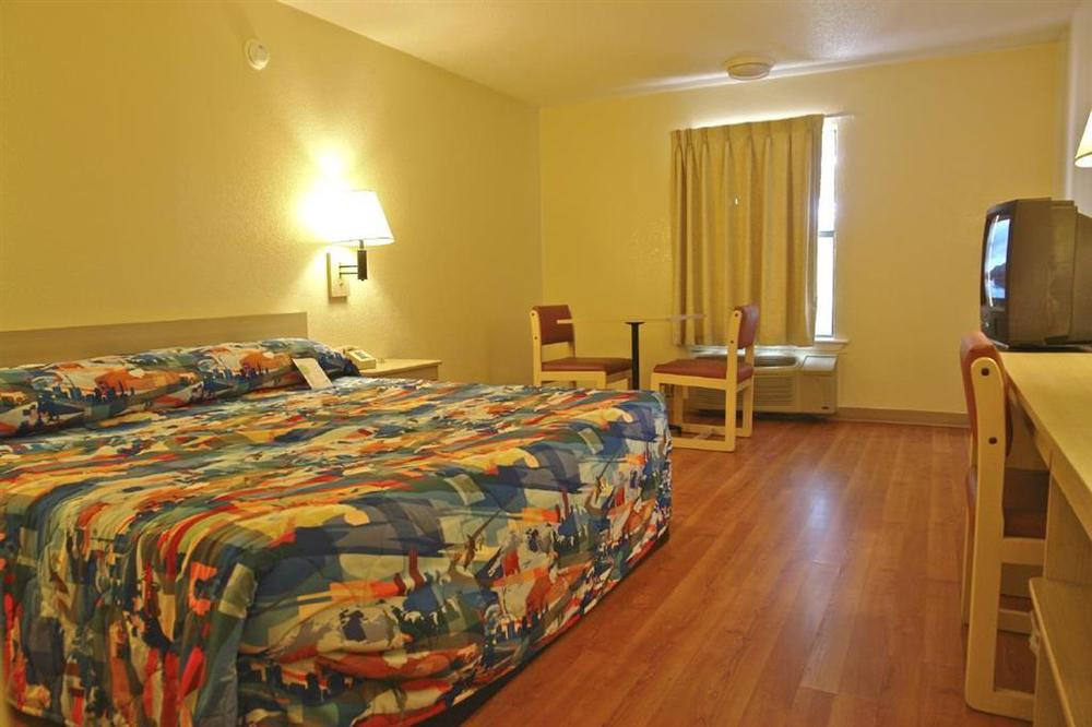 Motel 6-Laredo, Tx - North I-35 Room photo