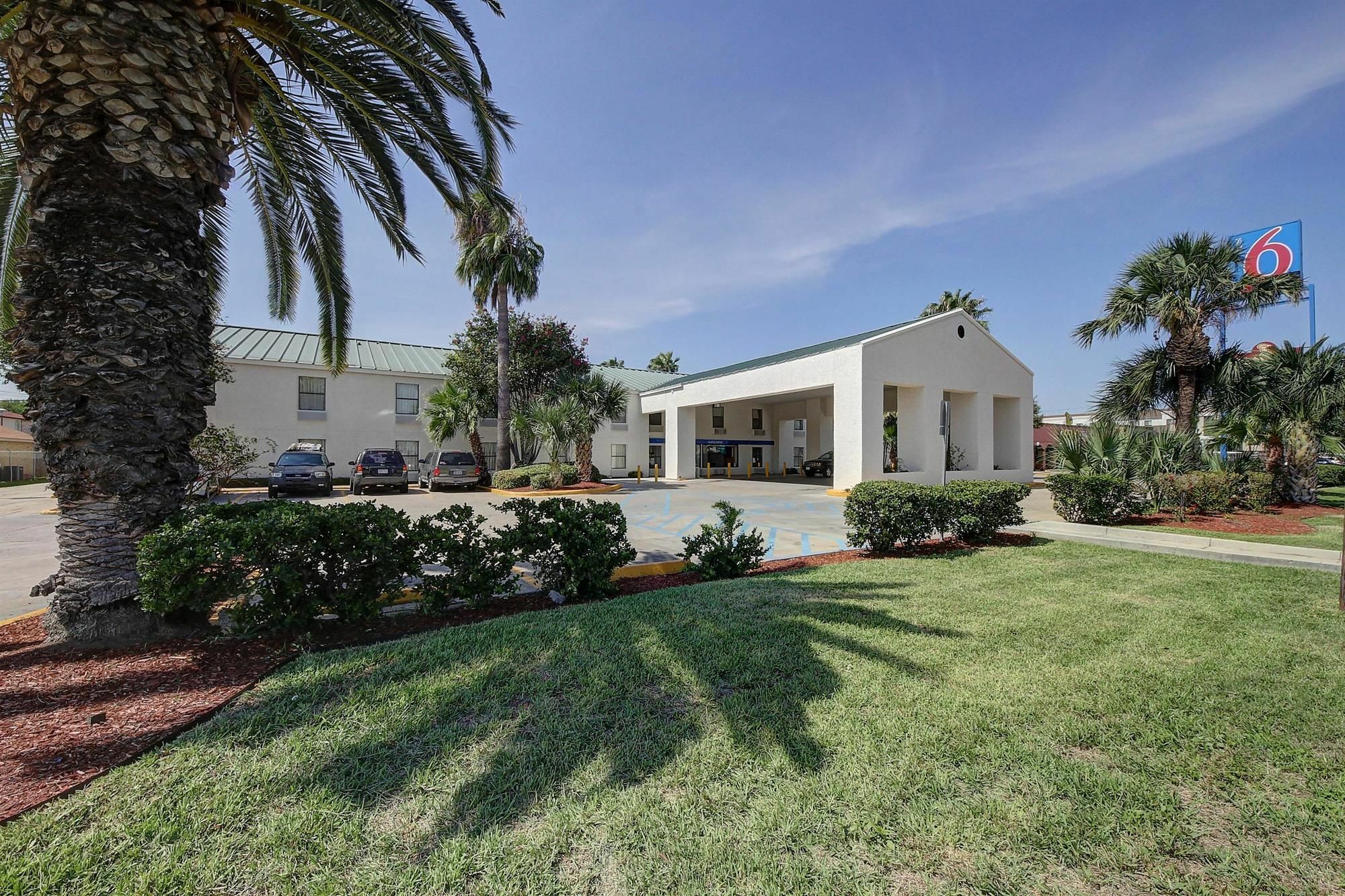 Motel 6-Laredo, Tx - North I-35 Exterior photo